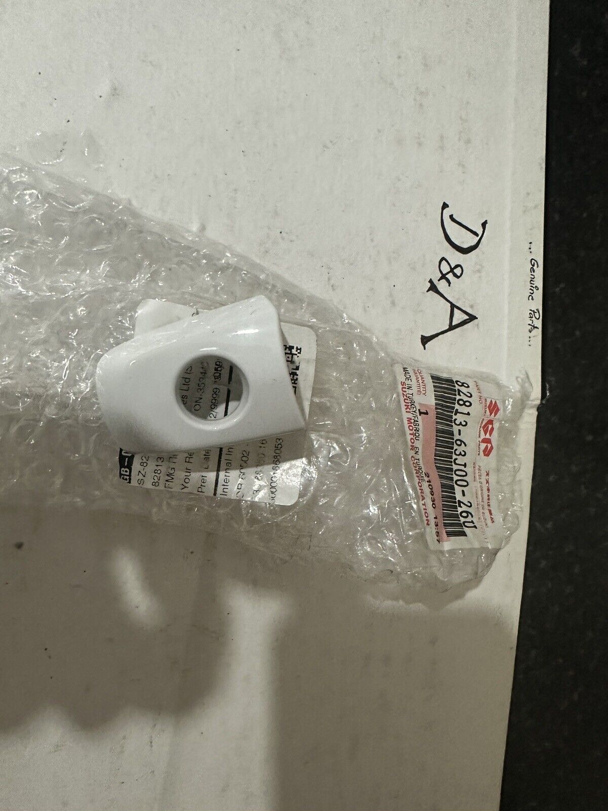 NEW Genuine Suzuki SPLASH Right Door Handle Lock Cover WHITE 82813-63J00-ZNL