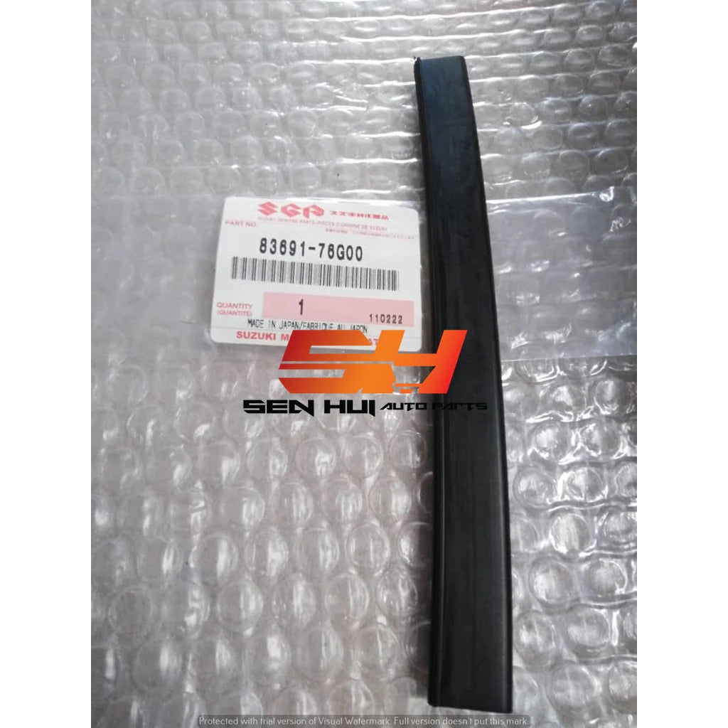 NEW Genuine Suzuki ALTO 2009-14 Front WINDOW CHANNEL AND RUBBERS 83610M75J00 83691-76G00