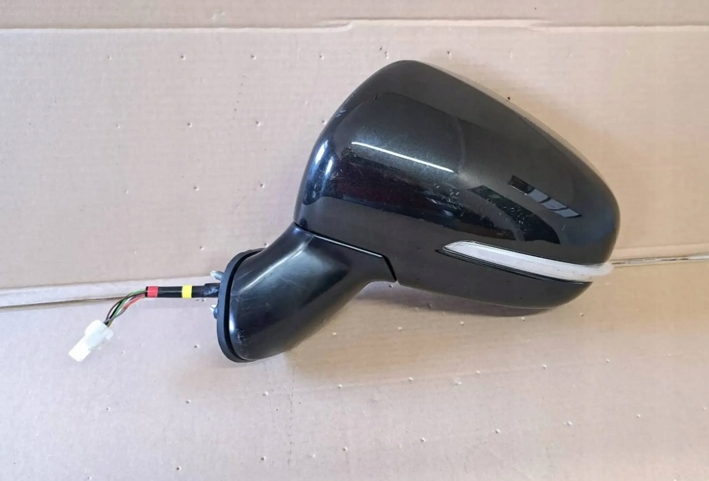 NEW Genuine Suzuki S-CROSS Complete Wing Mirror LEFT GREY 84702-63T61-ZZZ