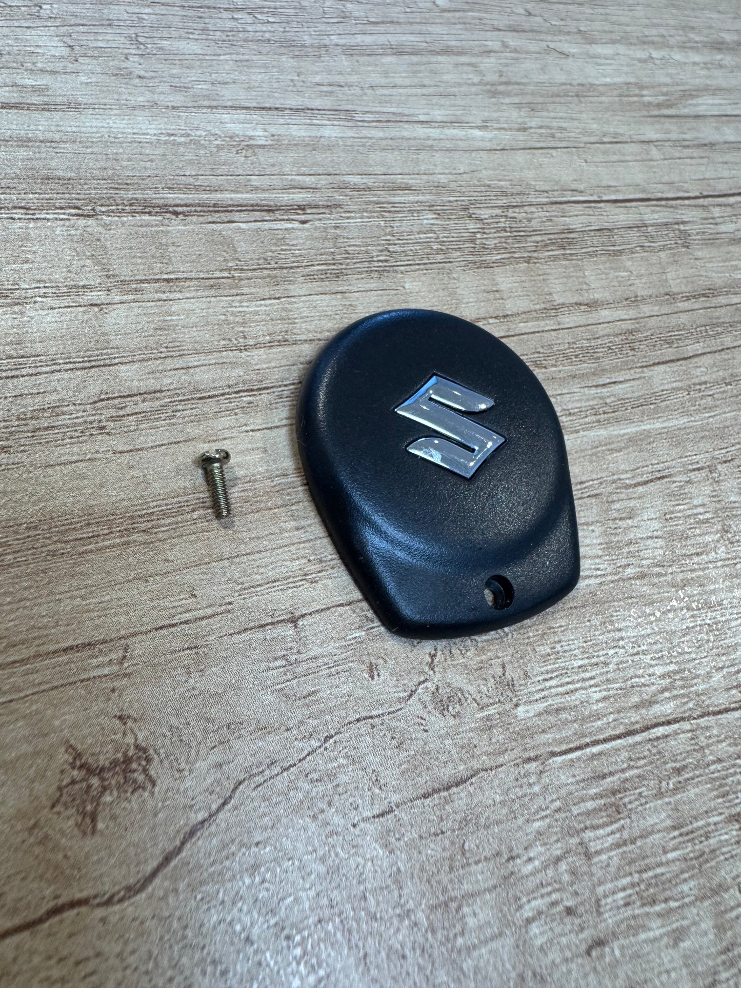 NEW Genuine Suzuki KEY BACK COVER & SCREW