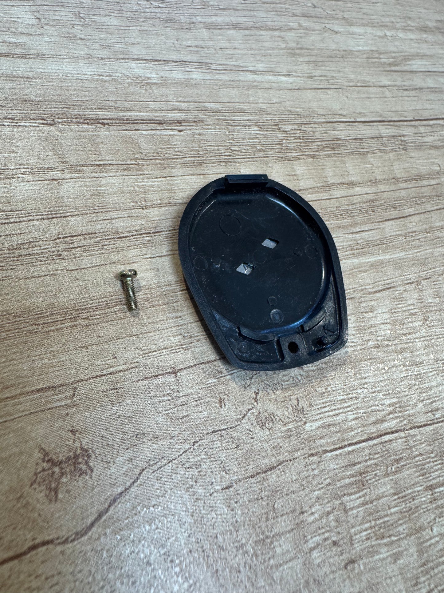 NEW Genuine Suzuki KEY BACK COVER & SCREW