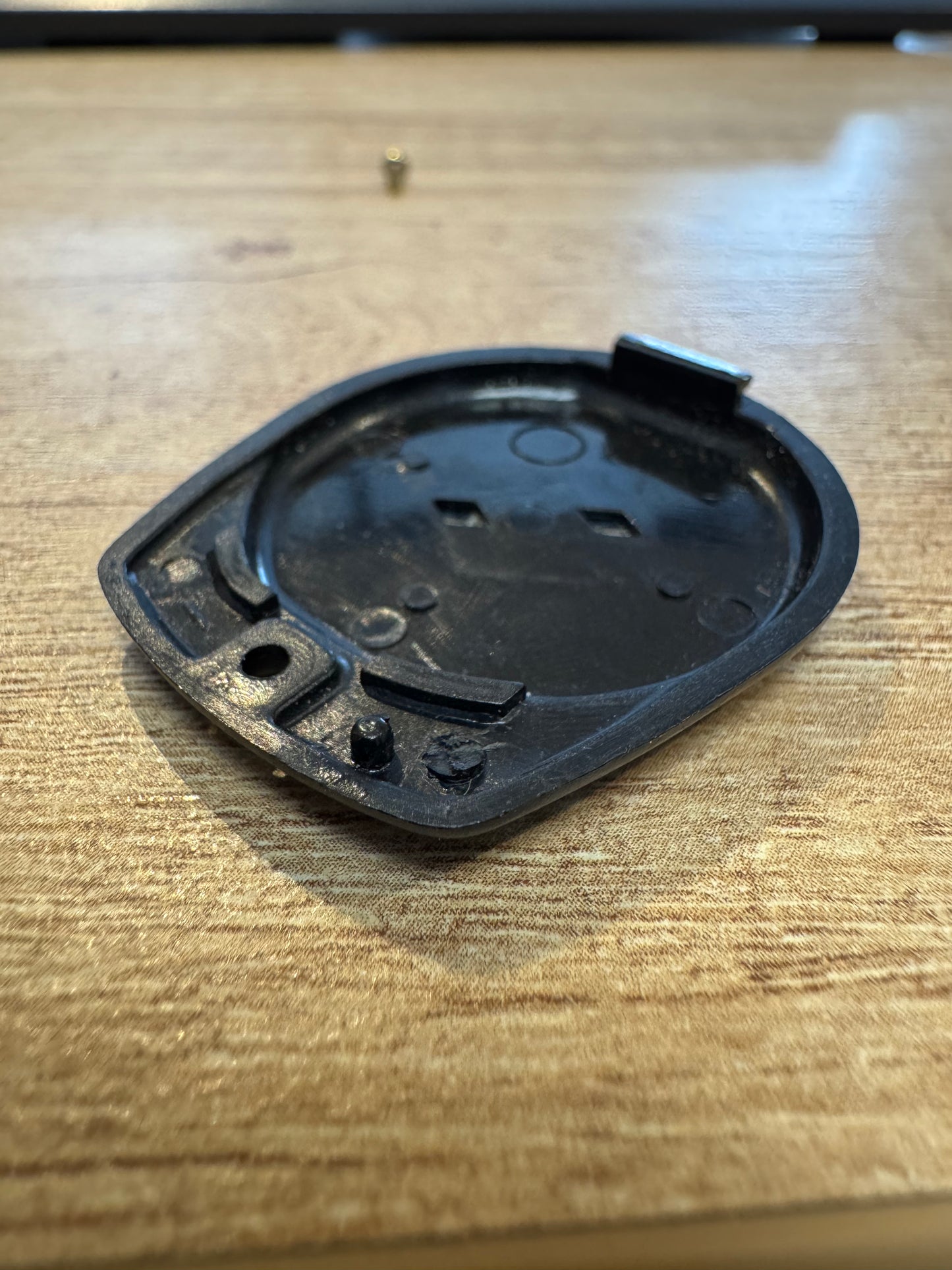 NEW Genuine Suzuki KEY BACK COVER & SCREW