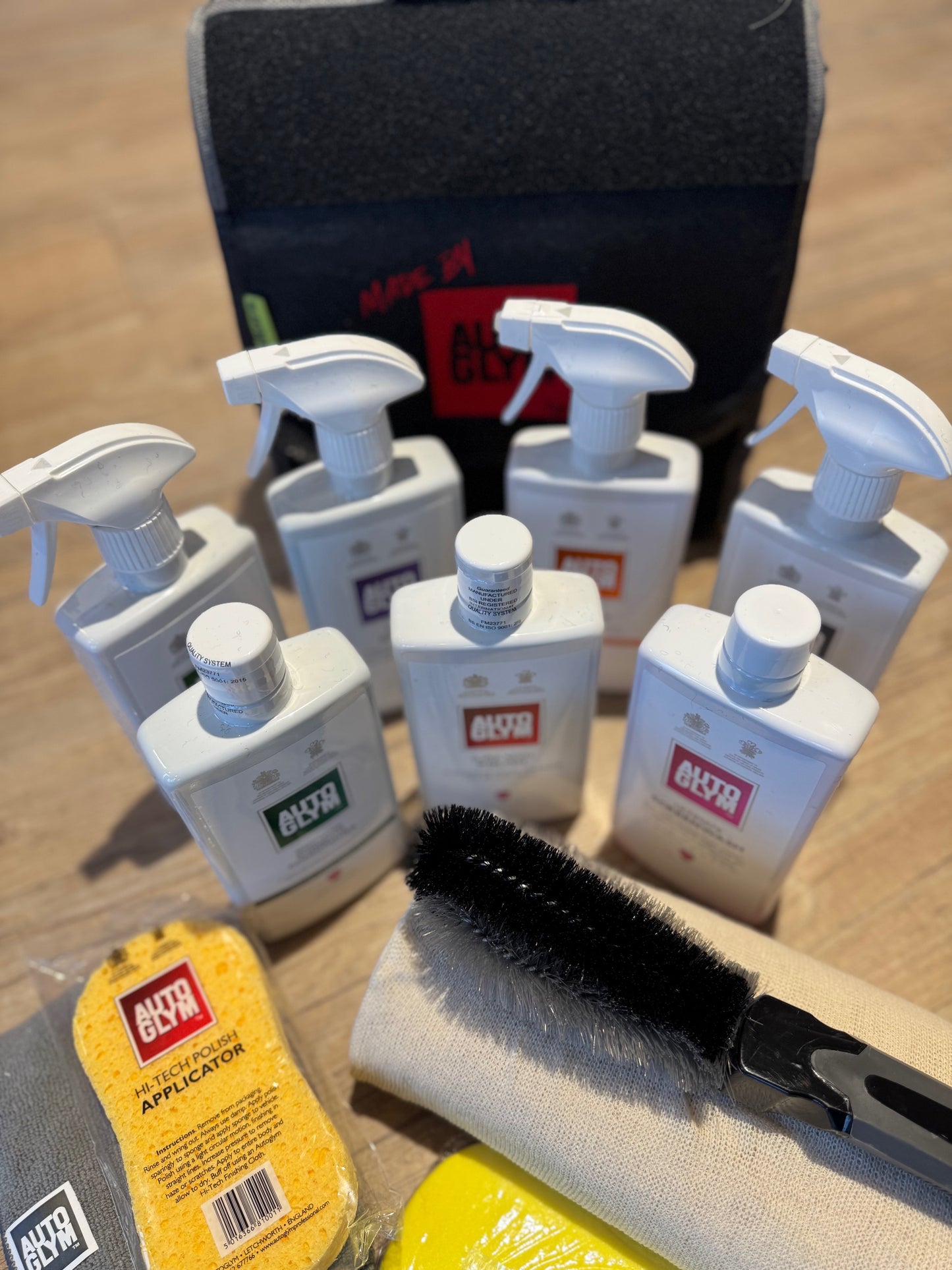 NEW AutoGlym Personalised 15pc PERFECT BODYWORK WHEELS INTERIOR CLEANING VALETING BAG KIT CAR WASH SET