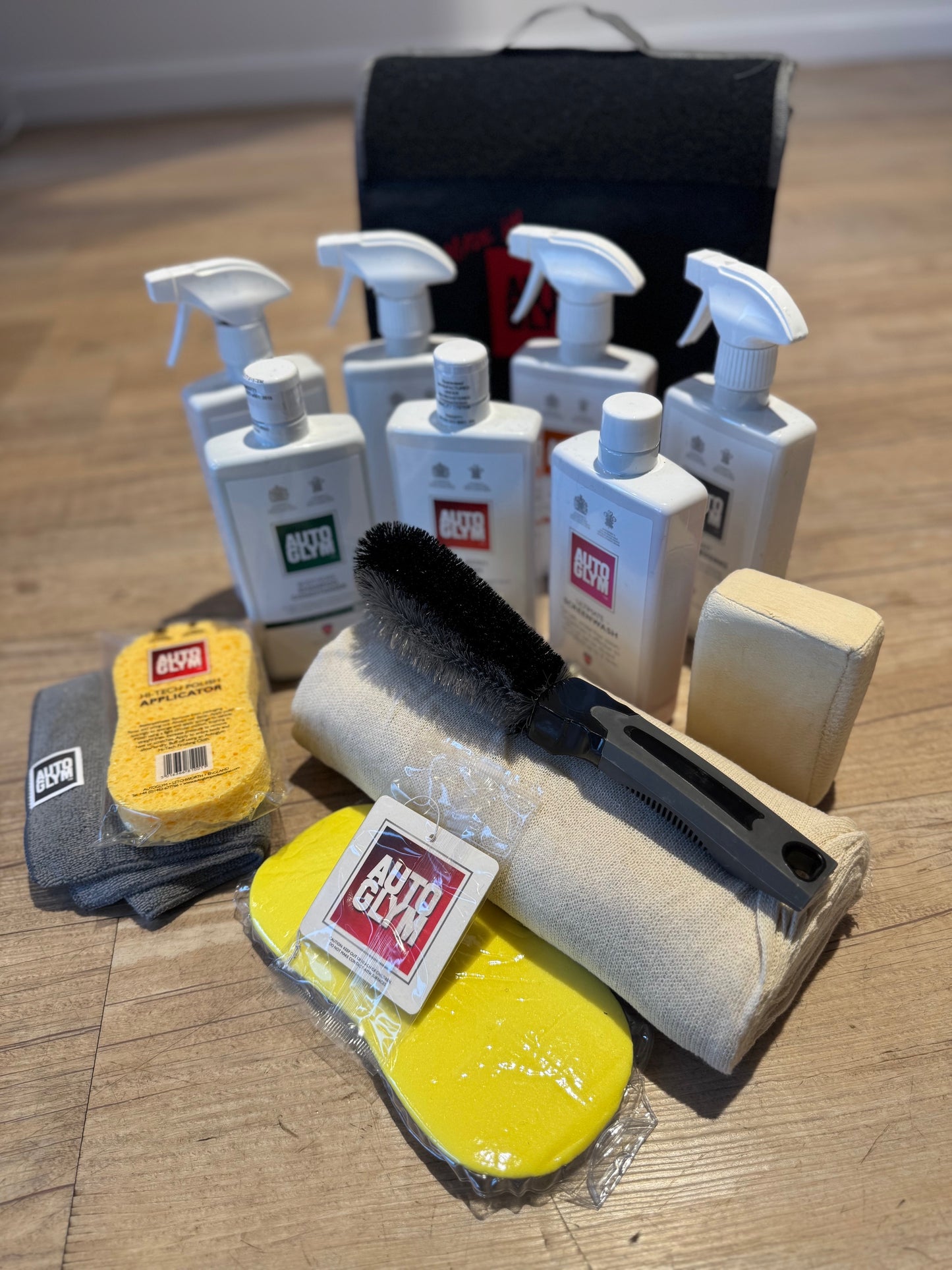NEW AutoGlym Personalised 15pc PERFECT BODYWORK WHEELS INTERIOR CLEANING VALETING BAG KIT CAR WASH SET