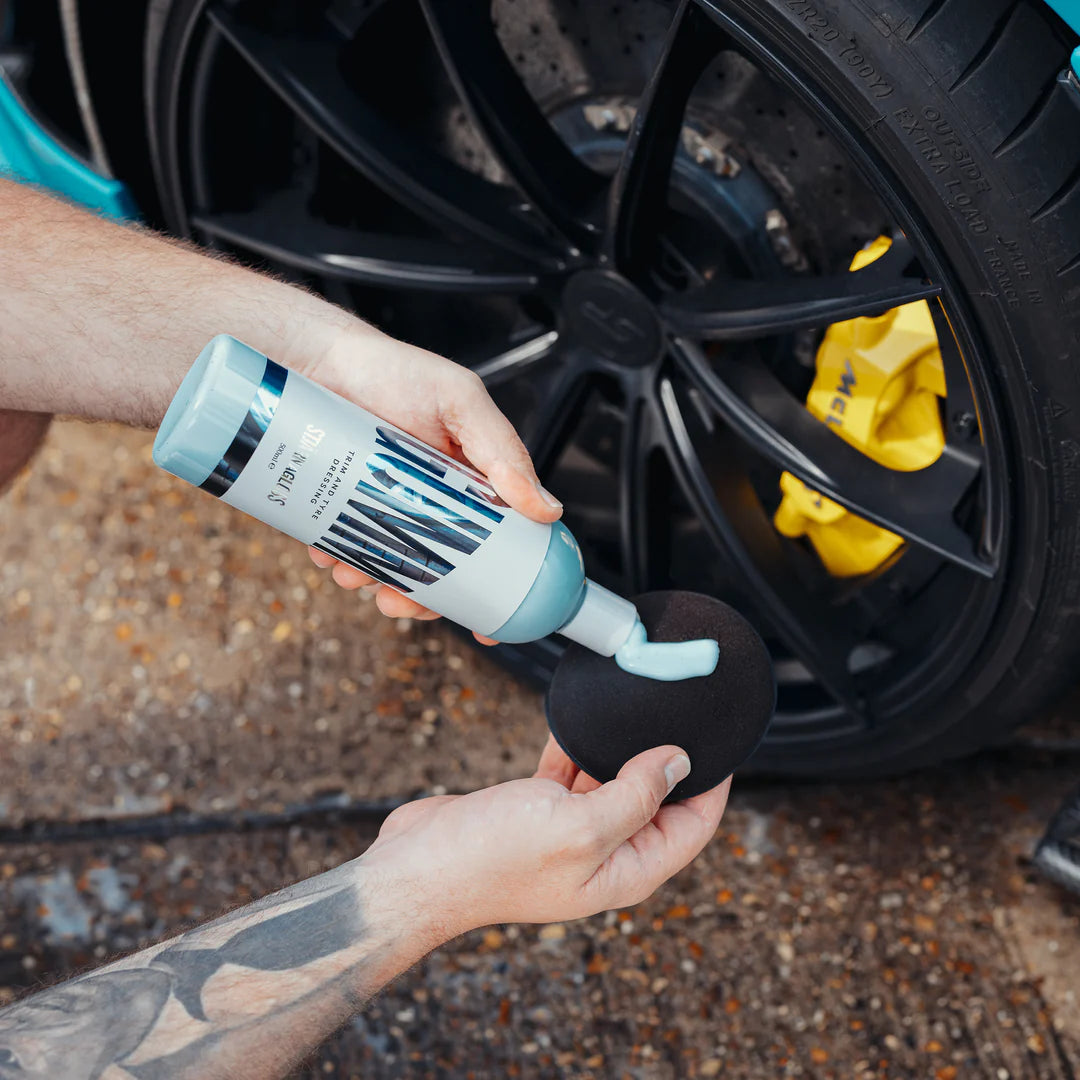 NEW Stjarnagloss GUMMI 500ml Trim and Tyre Dressing