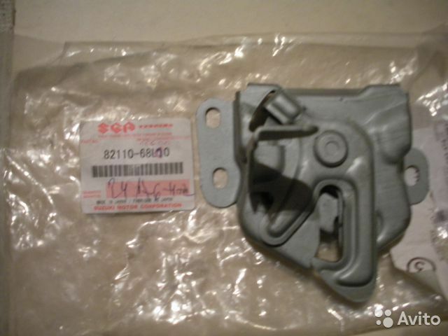 NEW Genuine Suzuki SWIFT 2011-17 BONNET LATCH CATCH 82110-68L00