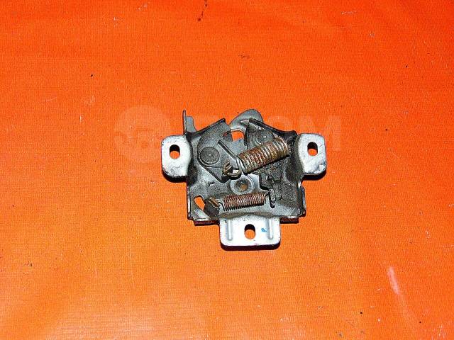 NEW Genuine Suzuki SX4 BONNET CATCH LATCH with Springs 82110-79J00