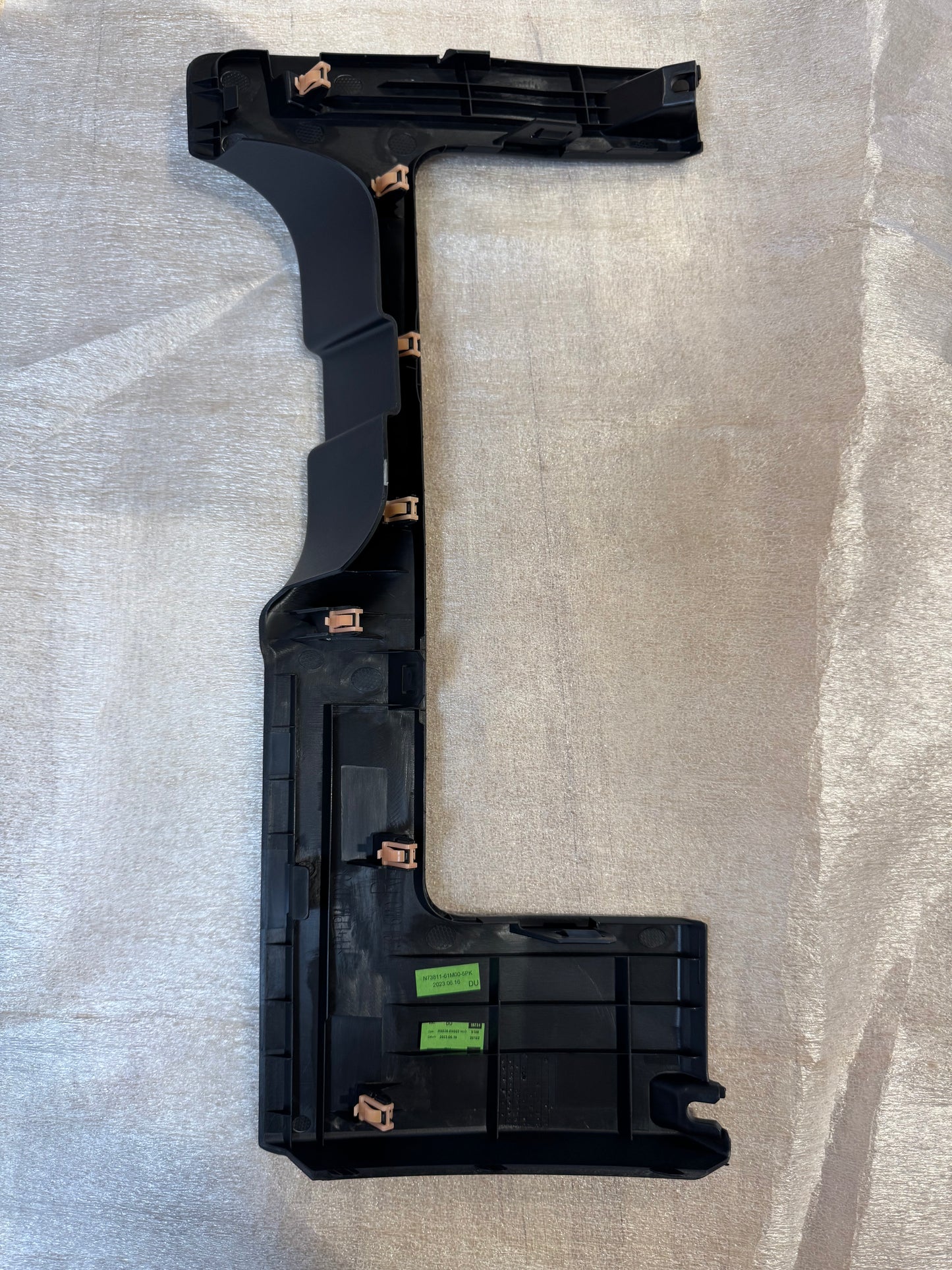 NEW Genuine Suzuki S-CROSS Upper Steering Column Cover 73811-61M00-5PK