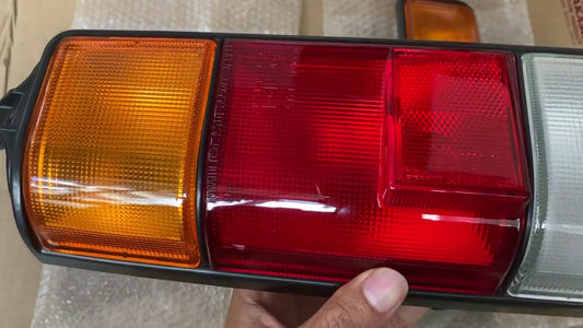 NEW Genuine Suzuki SUPERCARRY BEDFORD RASCAL VAN Rear Light Lamp RIGHT 35650-85521