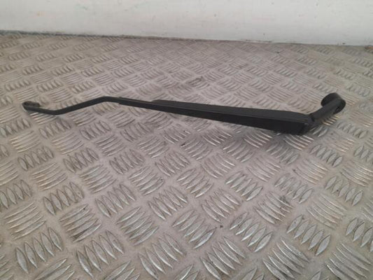 NEW Genuine Suzuki SWIFT 2011-2017 Front Wiper Arm LEFT 38330-71L10
