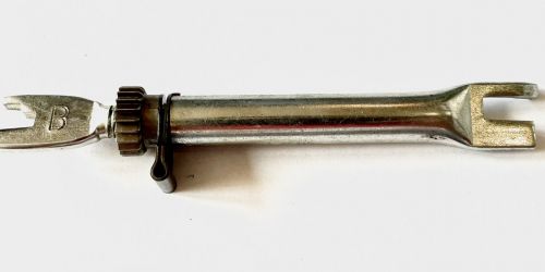 NEW Genuine Suzuki WAGON R Rear Hand Brake Shoe Adjuster RIGHT 53751-84E00