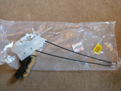 Genuine Suzuki SX4 5 DOOR Latch Lock Mechanism FRONT DRIVER RIGHT 82201-79J14