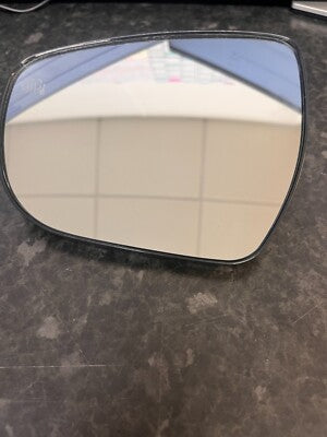 NEW Genuine Suzuki S-CROSS 2022-On Door Wing Mirror Glass LEFT 84740-63T00