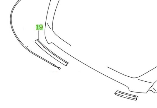NEW Genuine Suzuki SPLASH BONNET SEAL Centre 72361-51K00