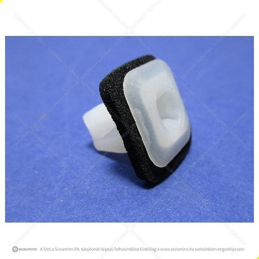 1x NEW Genuine Suzuki Plastic Clip Nut 09148-05044