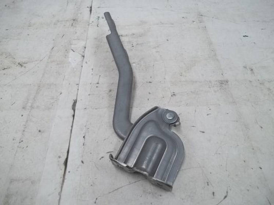 2x NEW Genuine Suzuki S-CROSS BONNET Hood HINGES Pair 57420-61M01 57410
