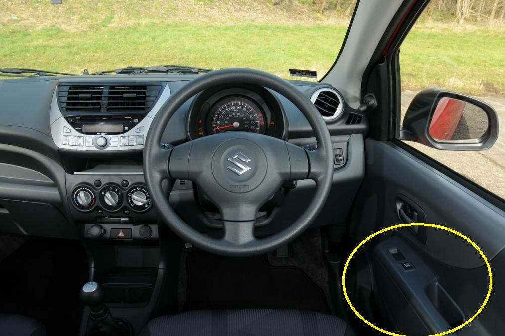 Driver Side Window Switch Bezel Surround 83714M68K20 Fits Nissan Pixo