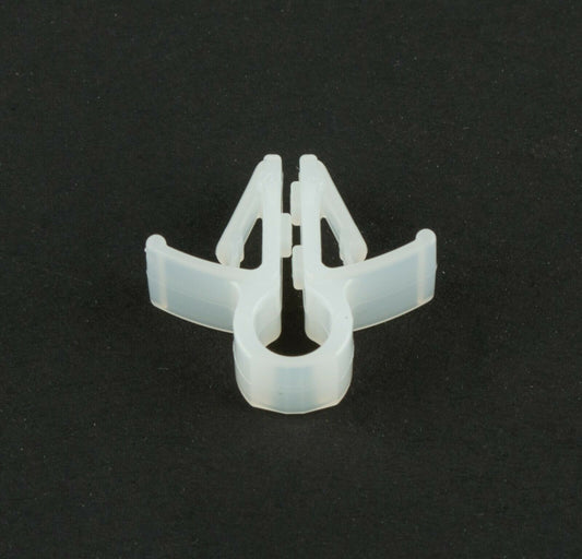 NEW Gen Suzuki S-CROSS Underside Bonnet Rod Stay Clip Holder 09403-04401