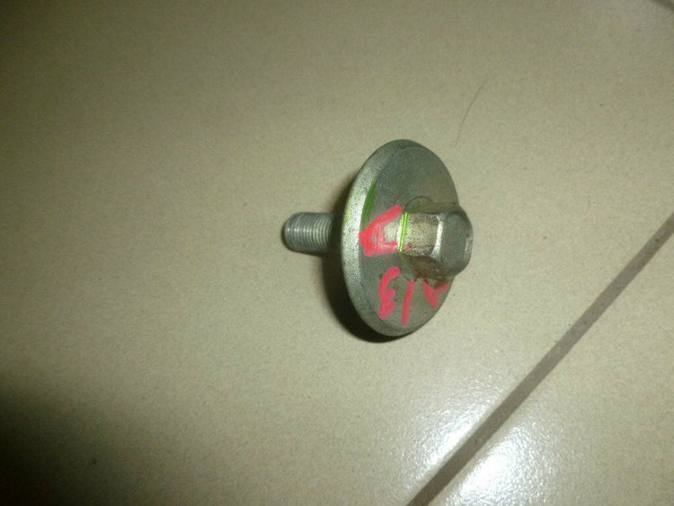 NEW Genuine Suzuki JIMNY Crankshaft Crank Pulley Bolt 1261585FA0